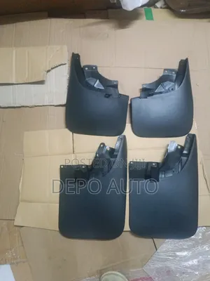 Nissan Hardbody 2004 Mudflaps