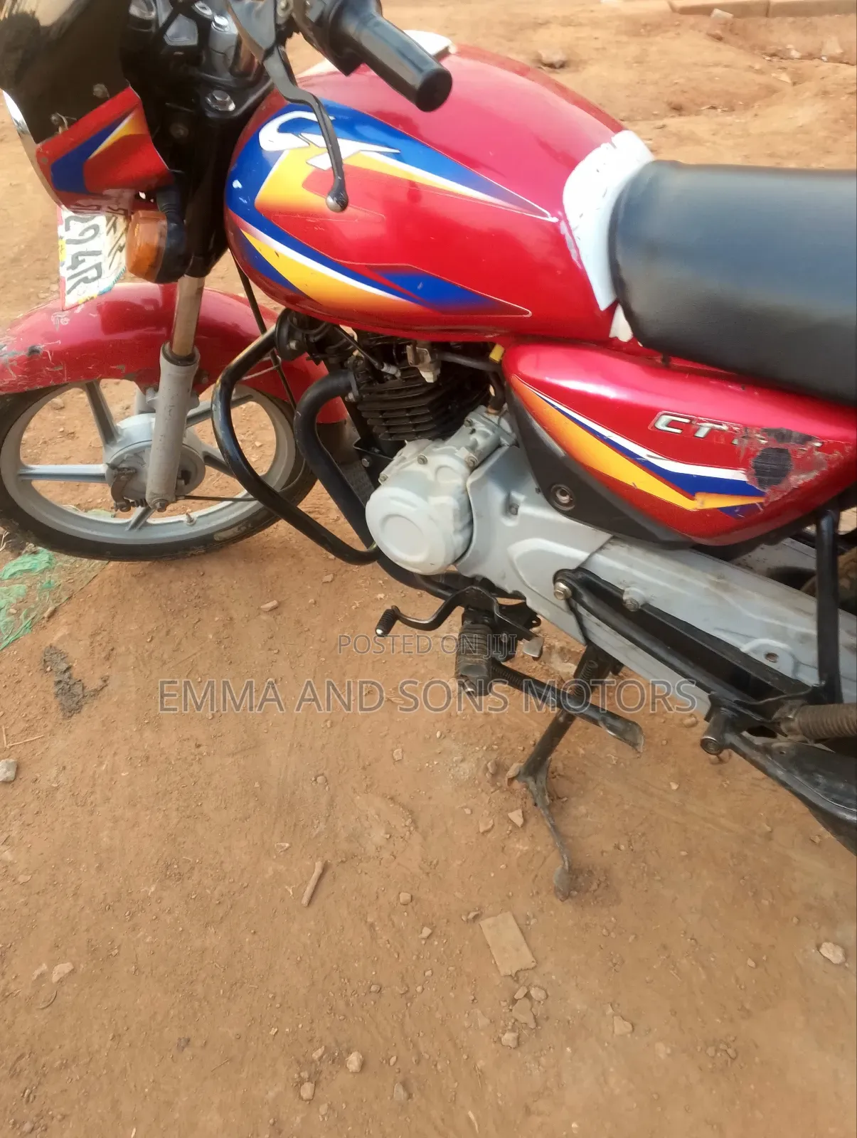 Bajaj Boxer 125 2022 Red