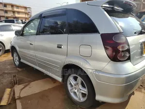 Toyota Nadia 2002 Silver