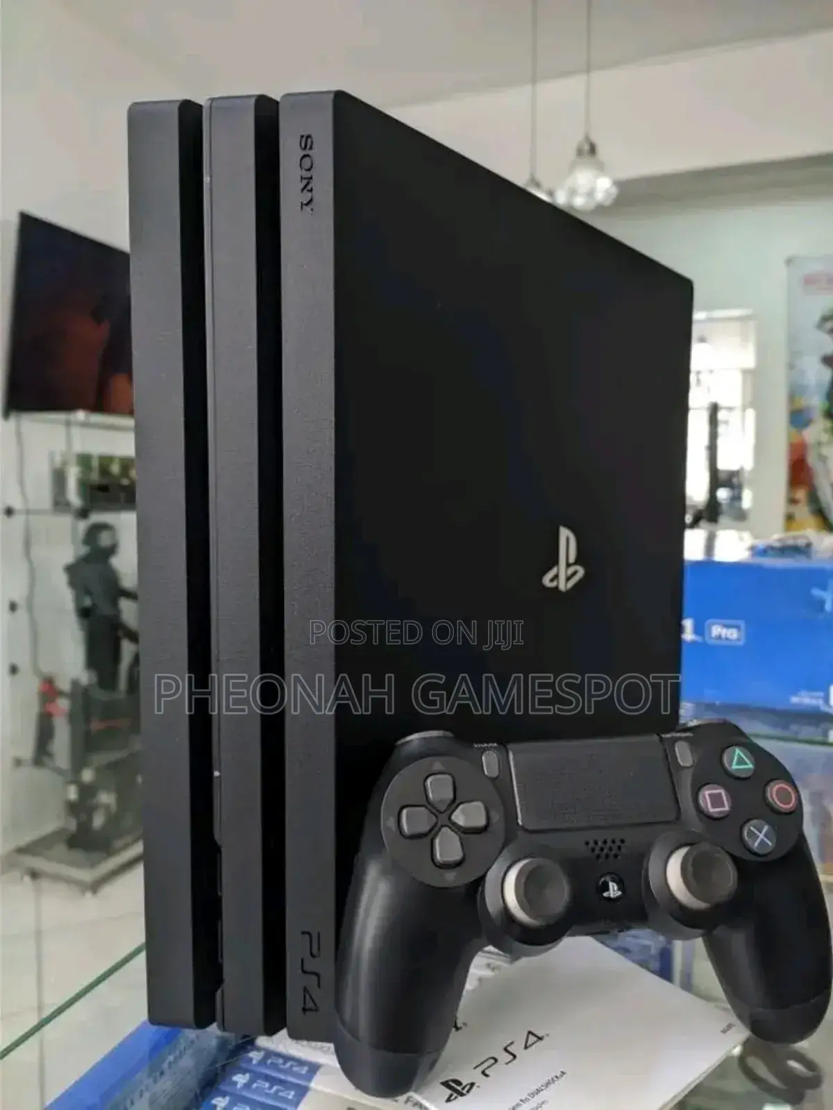 Used Playstation 4 Pro 1tb, 18 Games and 2 Controllers