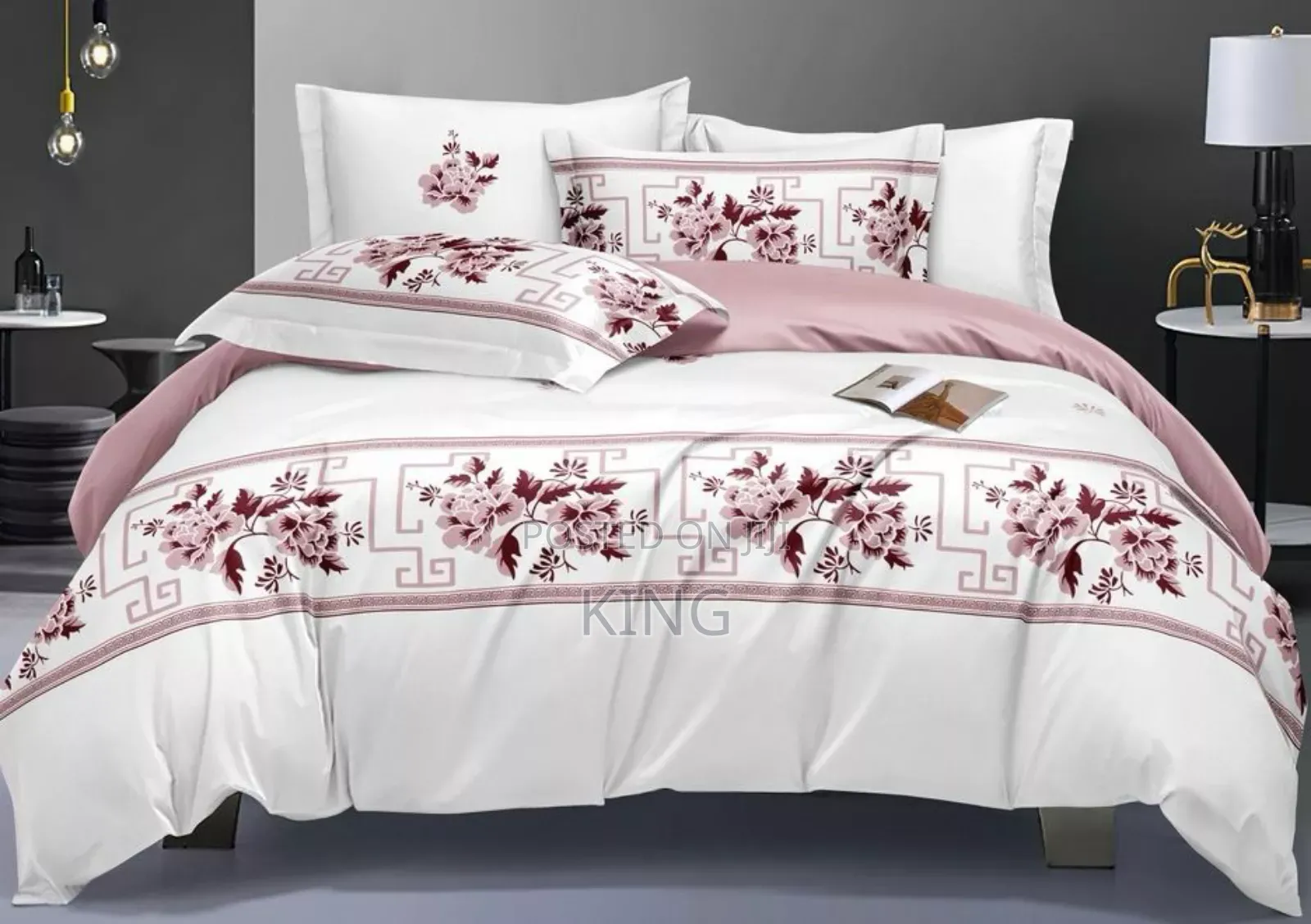 Abstract Bedspread Set
