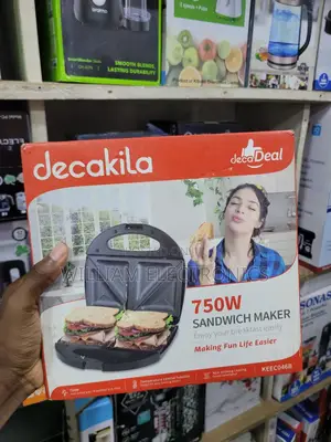 Decakila 750w Sandwich Maker, Keec046b