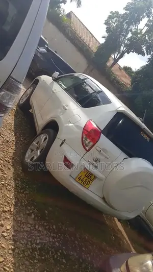 Toyota RAV4 2.0 4x4 2007 White