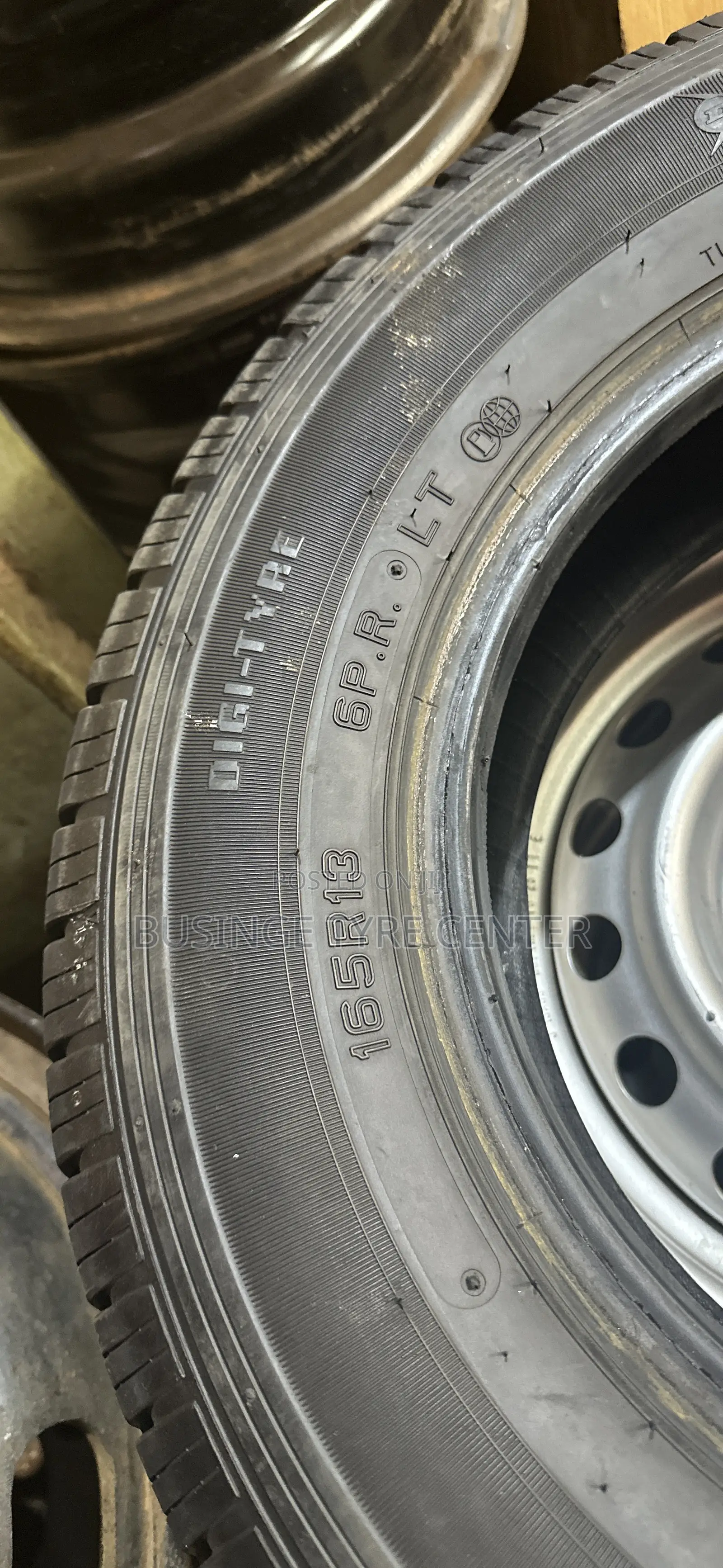 165r13 Dunlop Tires Good Condition
