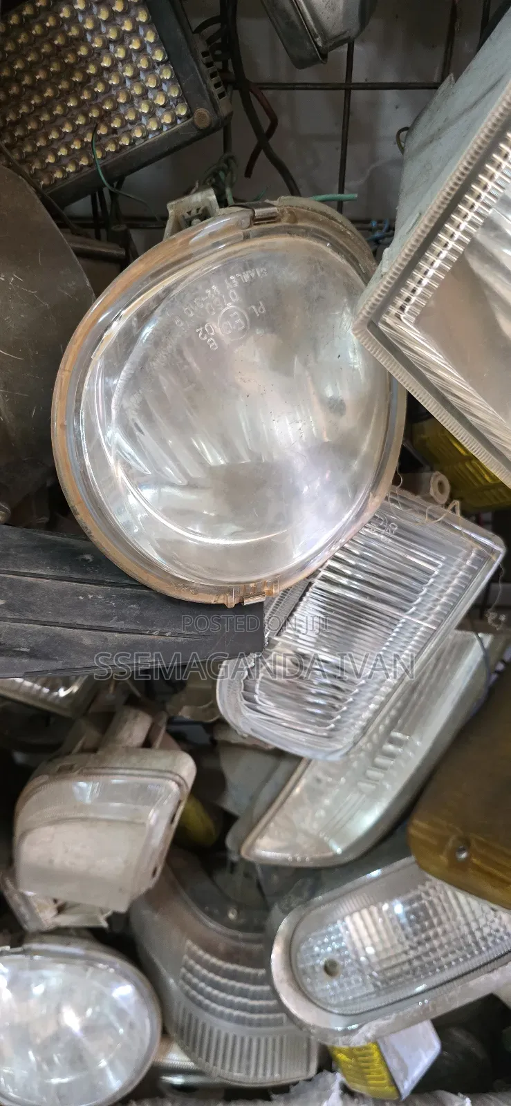 Nissan Verosa Spot Light Original