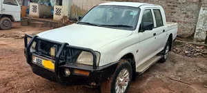 Mitsubishi L200 2005 White