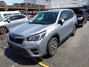 Photo - Subaru Forester Touring AWD 2019 Silver