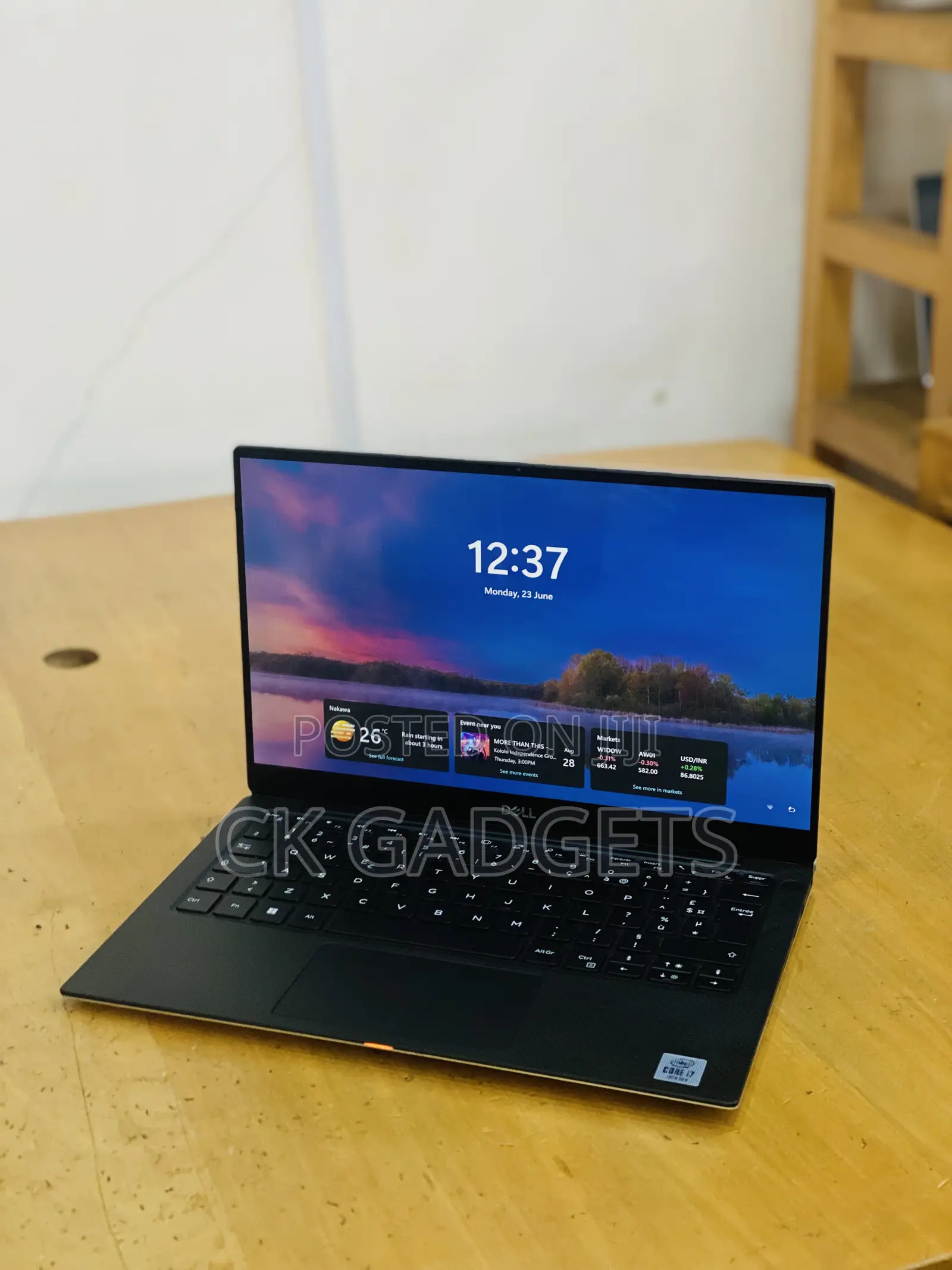 New Laptop Dell XPS 13 7390 16GB Intel Core I7 SSD 256GB