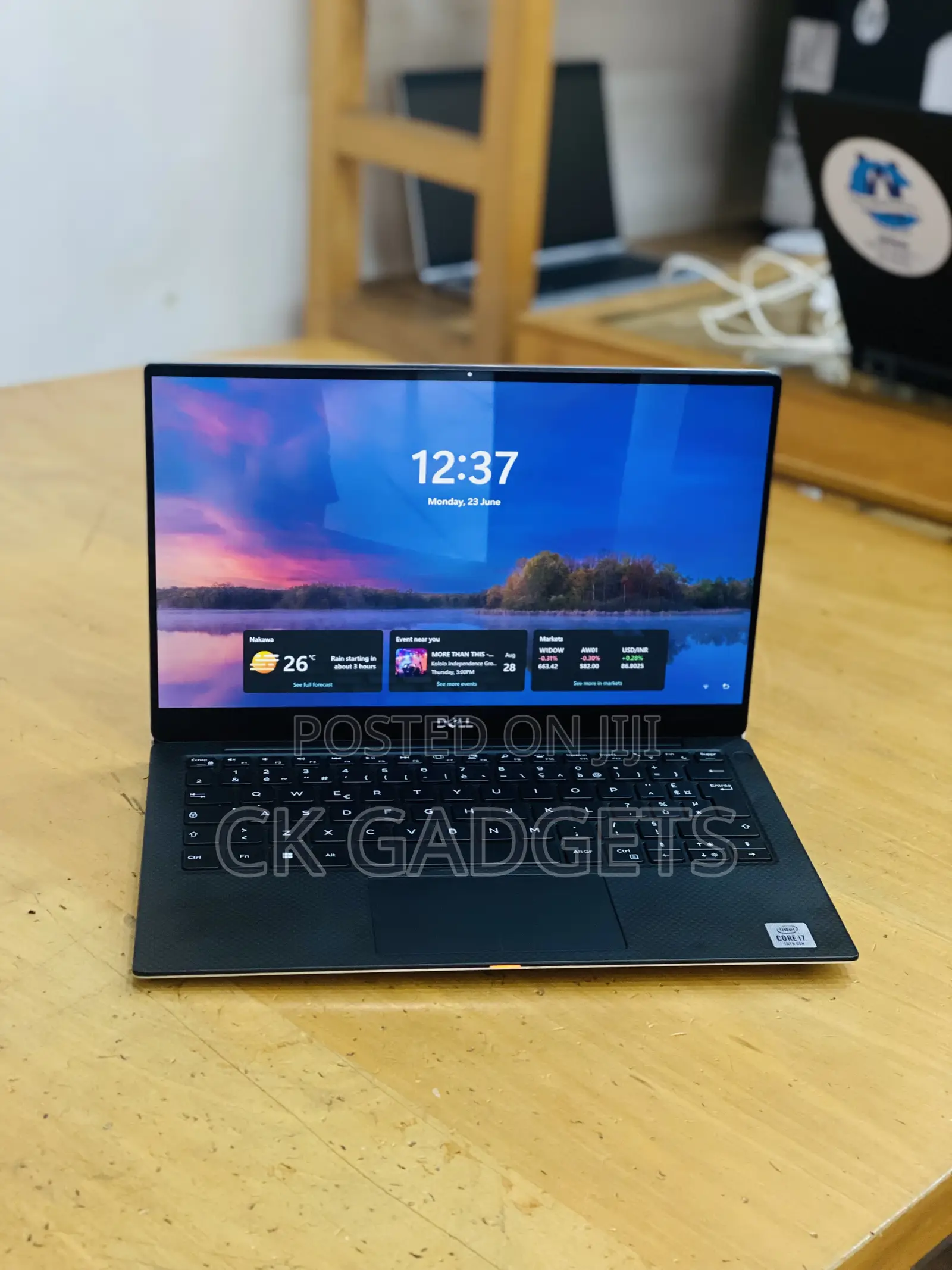 New Laptop Dell XPS 13 7390 16GB Intel Core I7 SSD 256GB