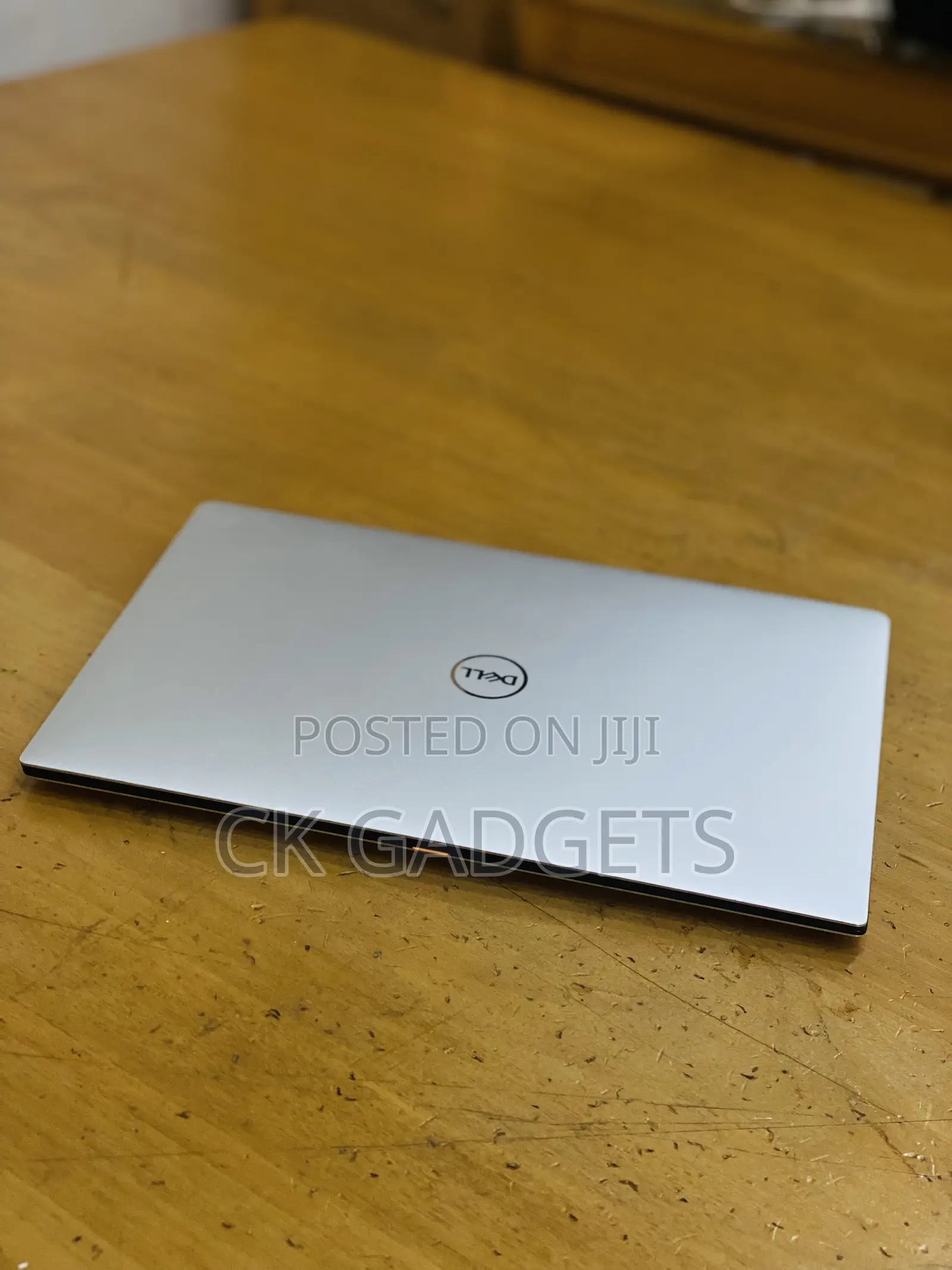 New Laptop Dell XPS 13 7390 16GB Intel Core I7 SSD 256GB