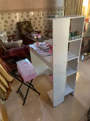 Manicure Table With Side Shelves for Nail Polish