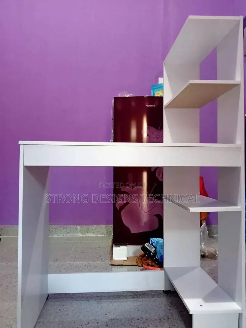 Manicure Table With Side Shelves for Nail Polish