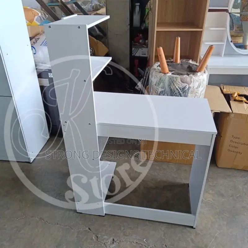 Manicure Table With Side Shelves for Nail Polish