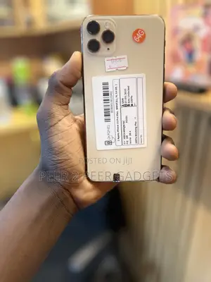 Photo - New Apple iPhone 11 Pro Max 64 GB Gold
