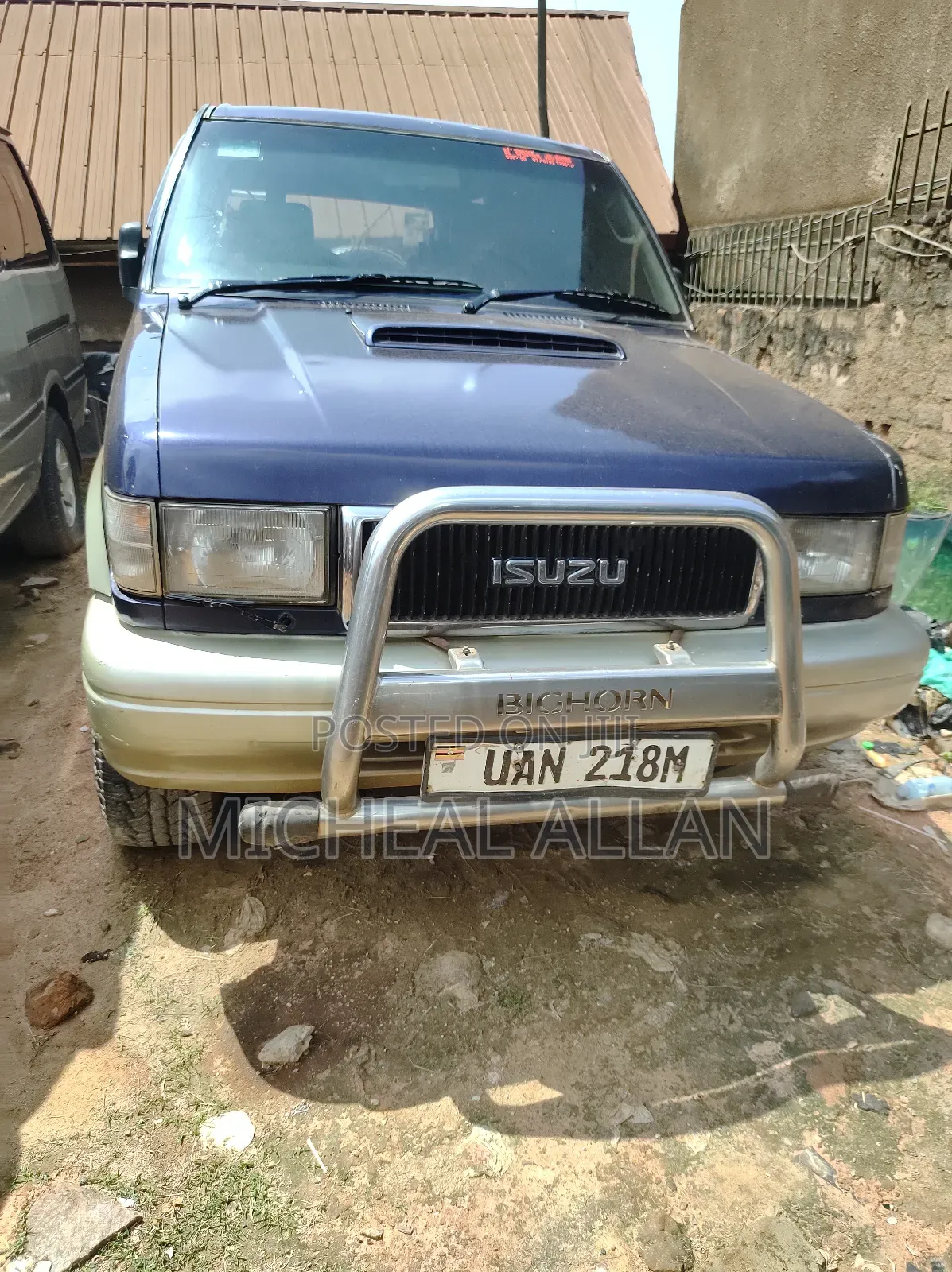 Isuzu Trooper 2002 Blue