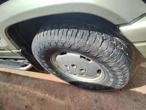 Isuzu Trooper 2002 Blue