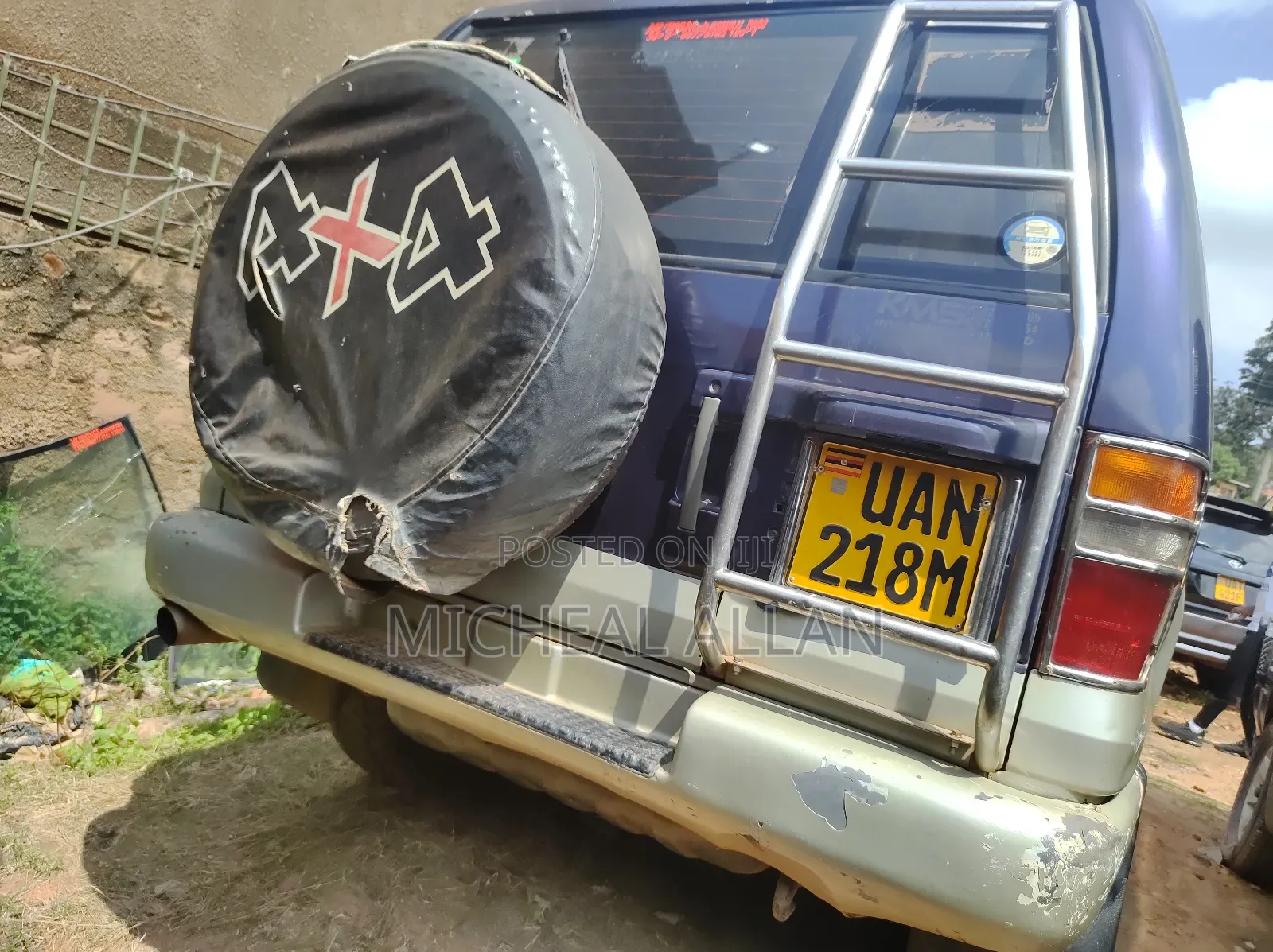 Isuzu Trooper 2002 Blue