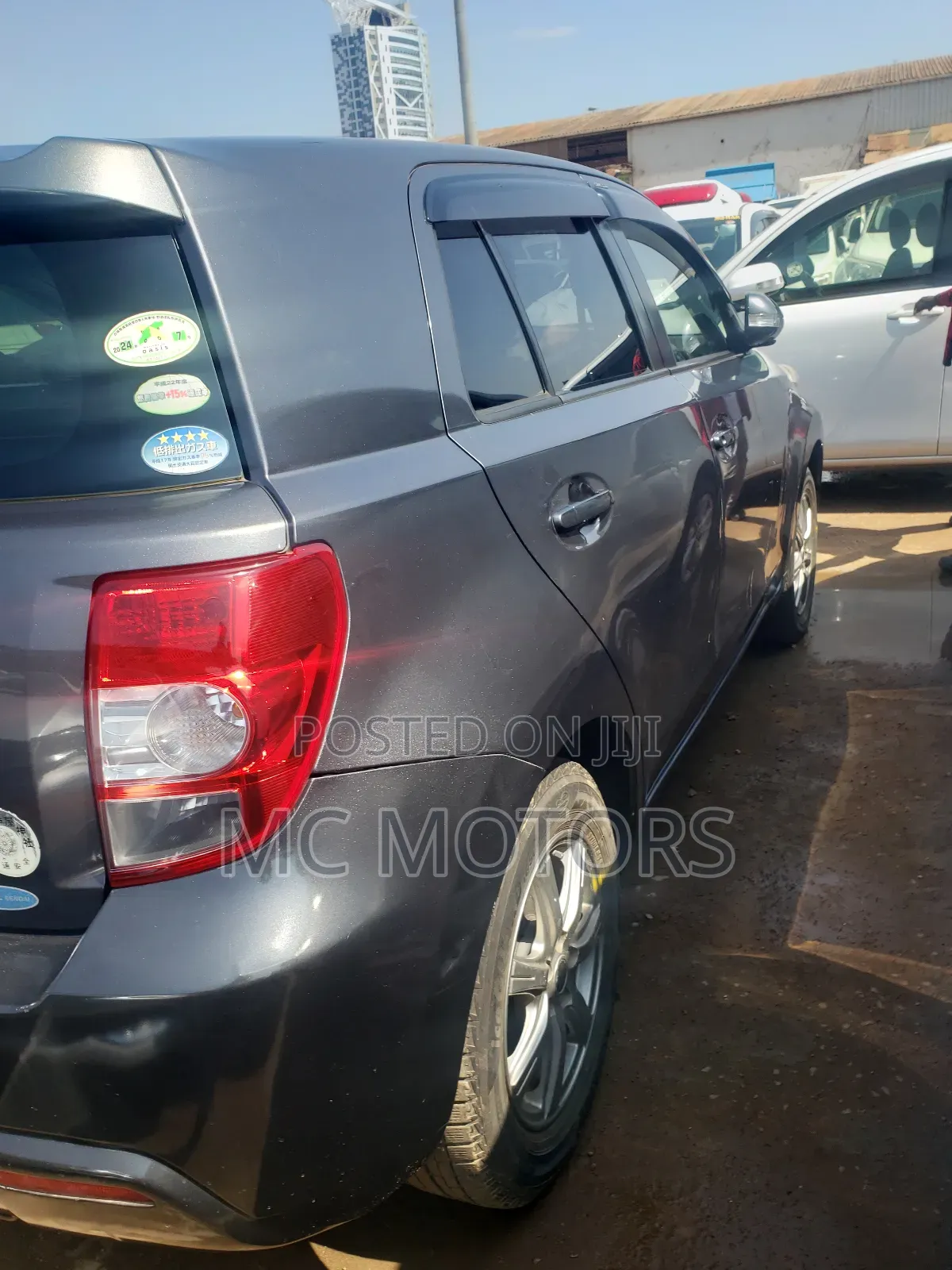 Toyota IST 2011 Gray