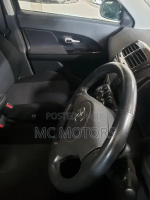 Toyota IST 2011 Black