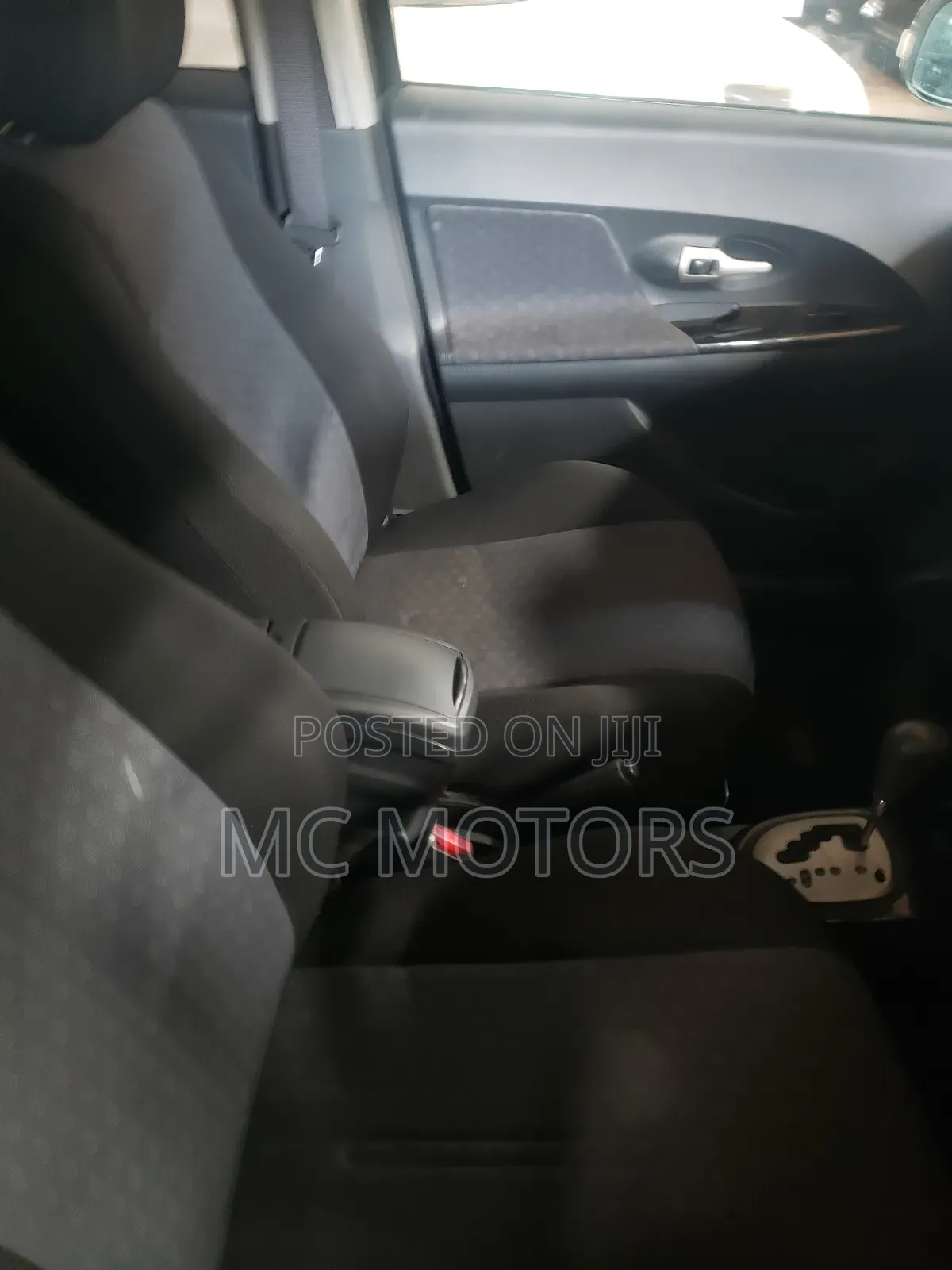 Toyota IST 2011 Black