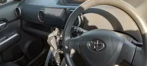 Toyota Corolla Rumion Hatchback 1.5 FWD 2010 Silver