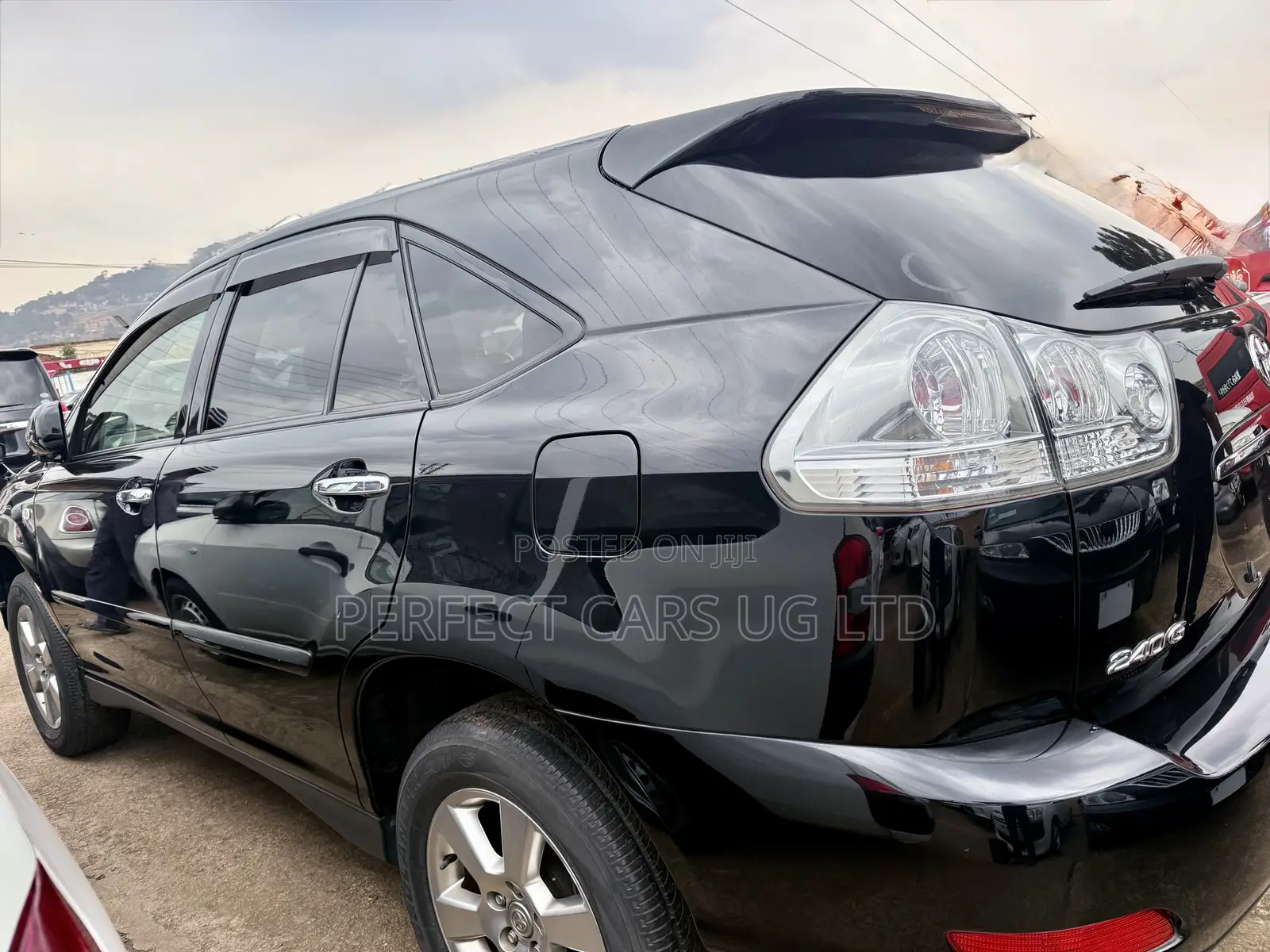 Toyota Harrier 2.4 2013 Black