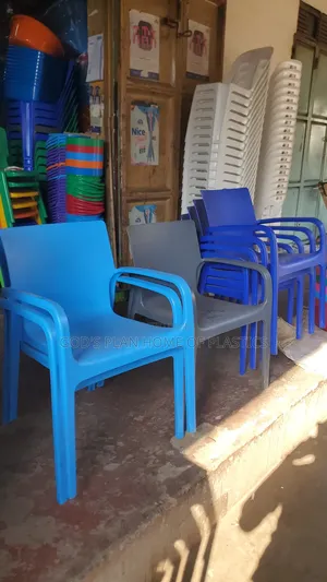 Photo - Executive All Size Plastic Chairs