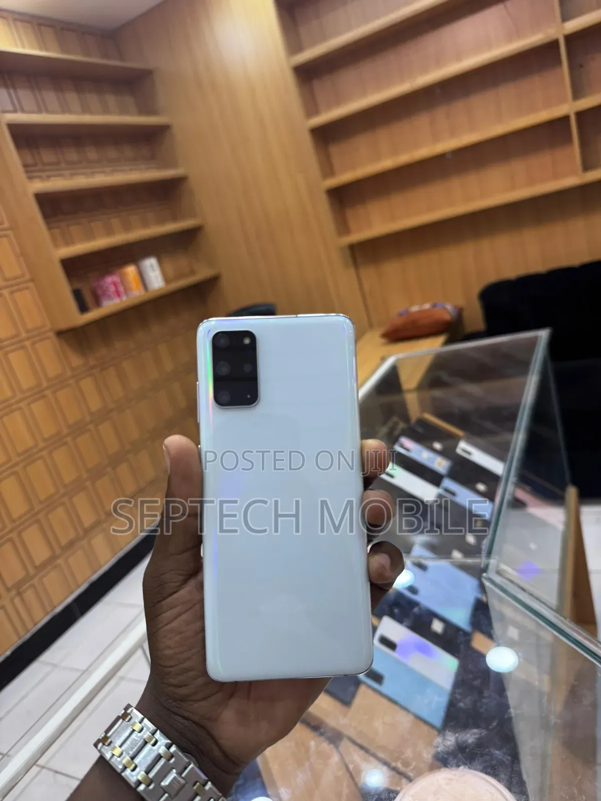 New Samsung Galaxy S20+ 128 GB Blue