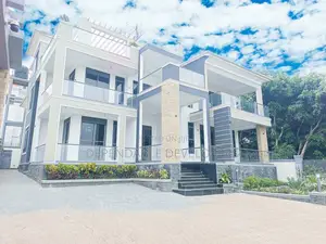 Photo - Brand New Luxury Home Design | Build Project