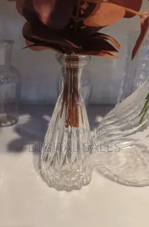 Clear Glass Decorative Bud Vase - 14cm