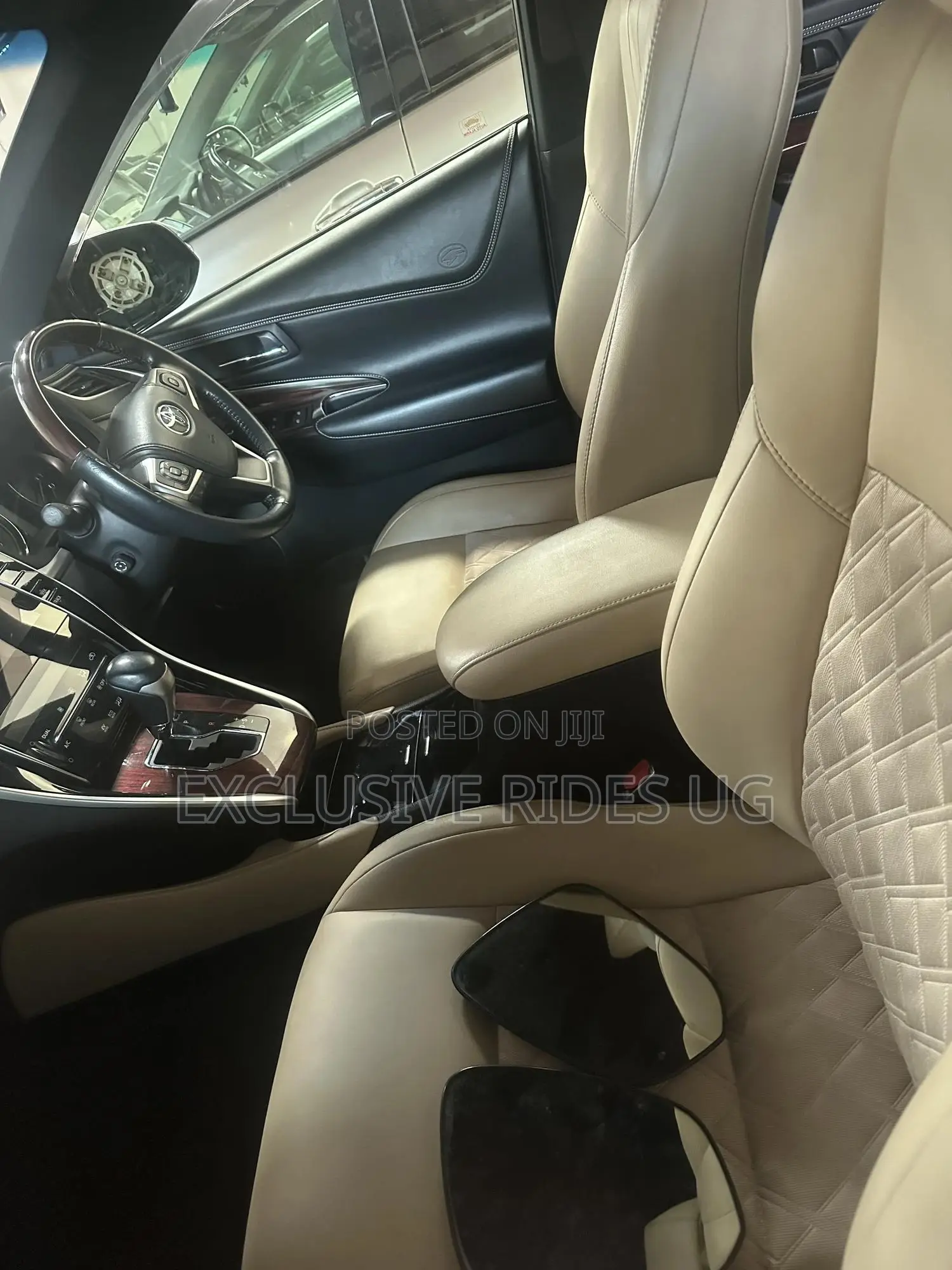Toyota Harrier 2.5 Hybrid 4WD 2016 Silver