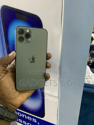 Photo - Apple iPhone 11 Pro 64 GB Black