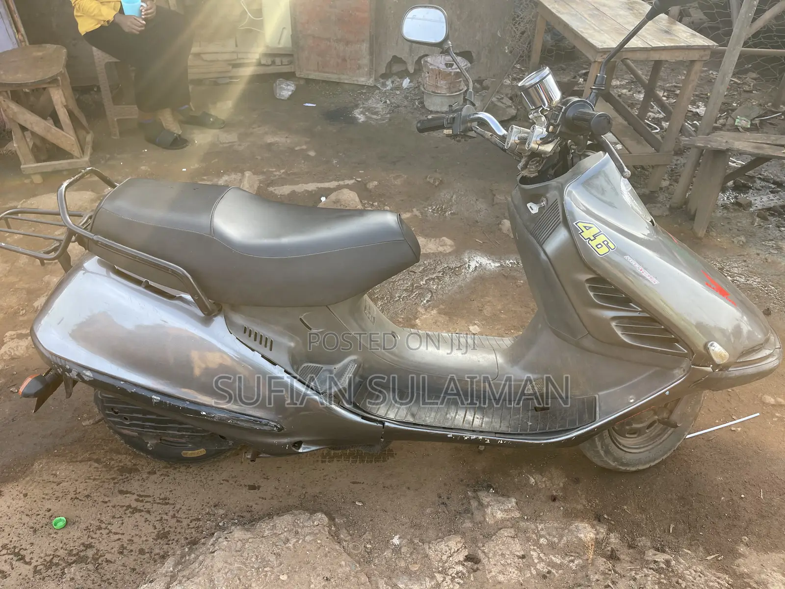 Honda 2011 Gray