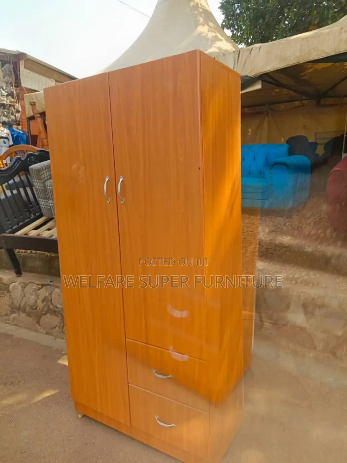 Simple Double Door Wordrop