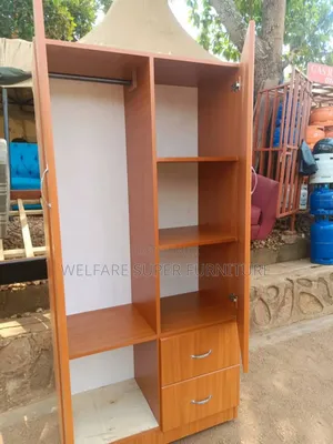 Simple Double Door Wordrop