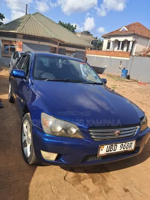 Photo - Toyota Altezza 2005 Blue