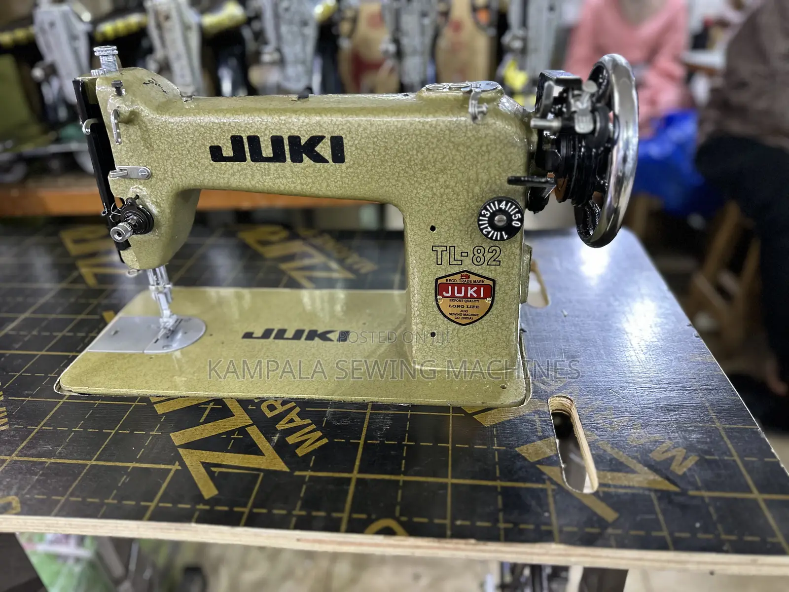 New Tl—82 Juki Sewing Machines With New Original Stands