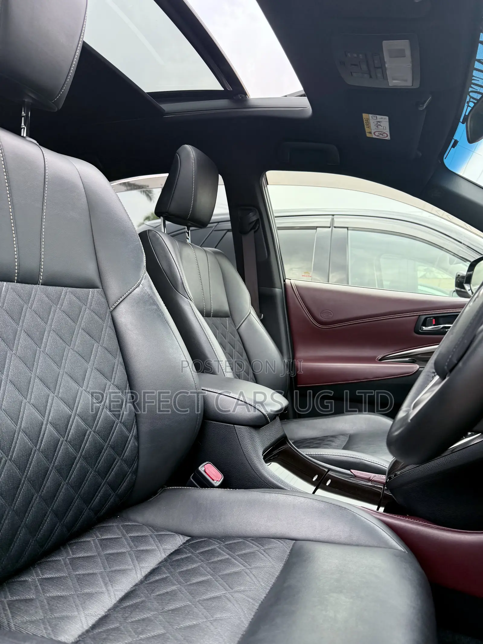 Toyota Harrier 2.0 2016 Black