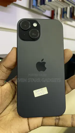 Photo - Apple iPhone 15 128 GB Black
