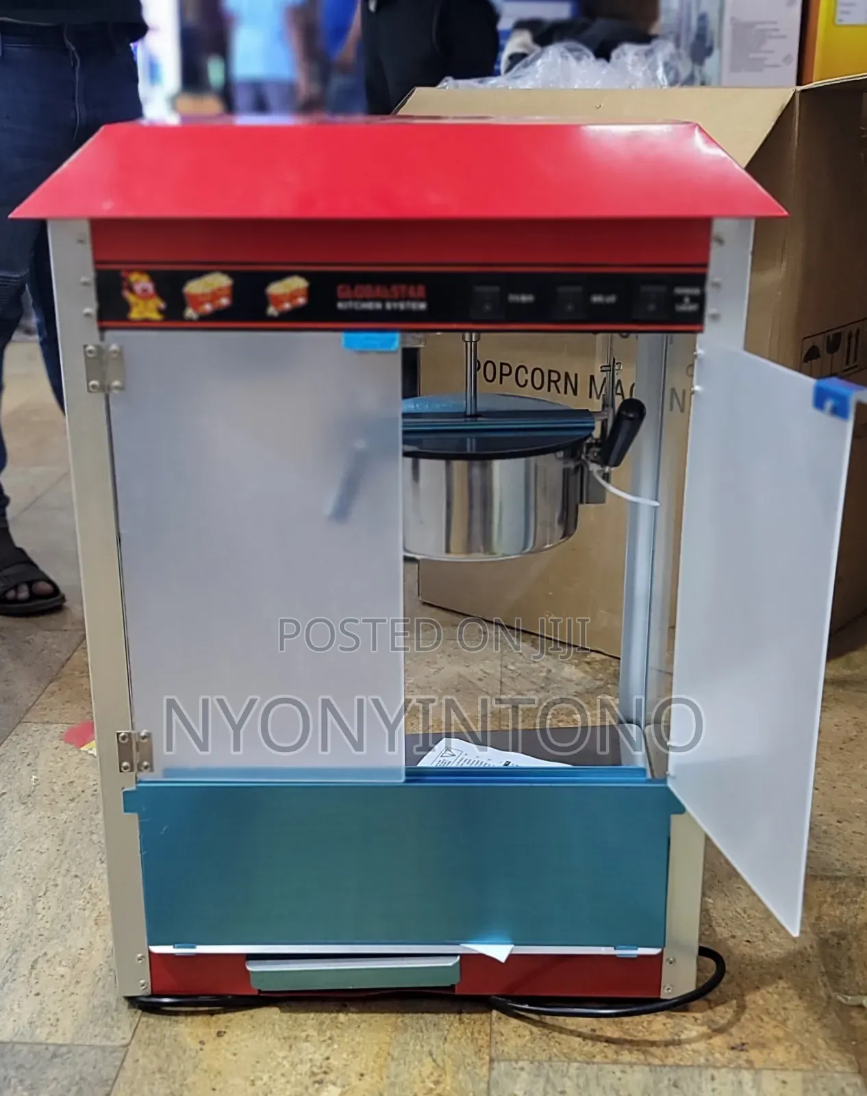 Globalstar Heavy-Duty Commercial Popcorn Machine