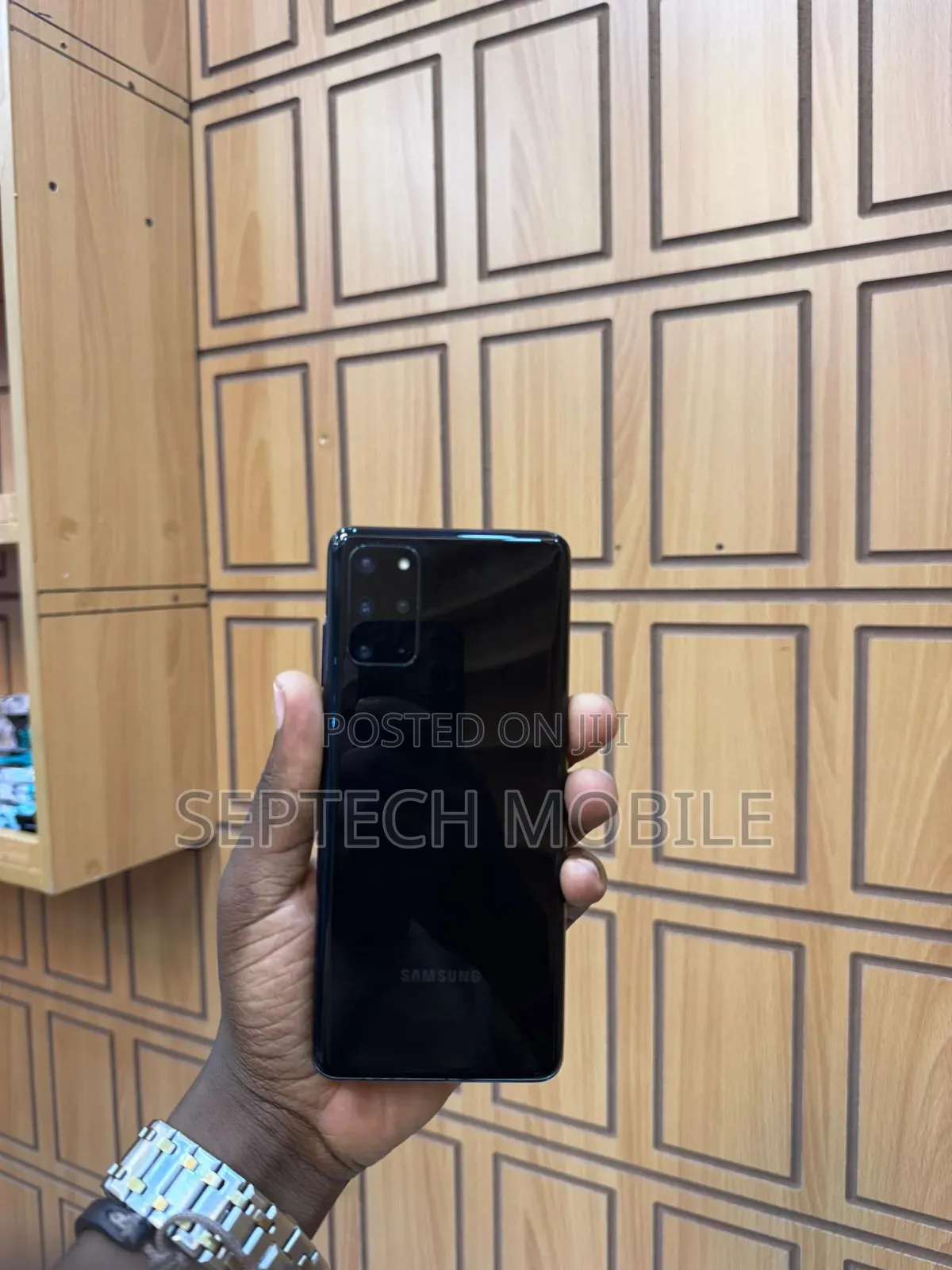 New Samsung Galaxy S20+ 5G 128 GB Black