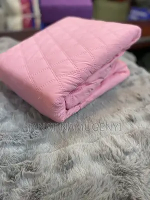 Water Proof Dark Pink Matress Protectors