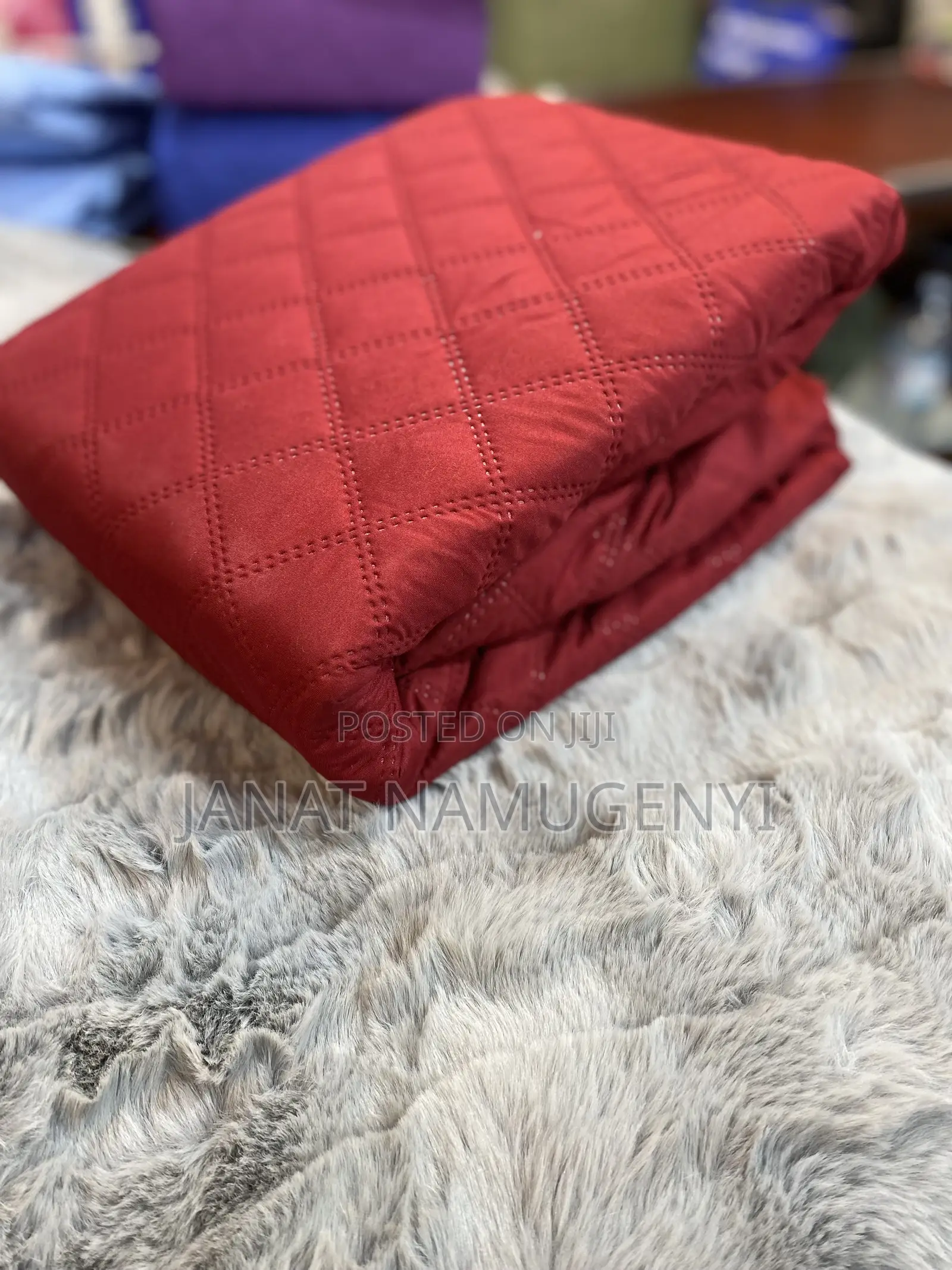 Water Proof Maroon Matress Protectors