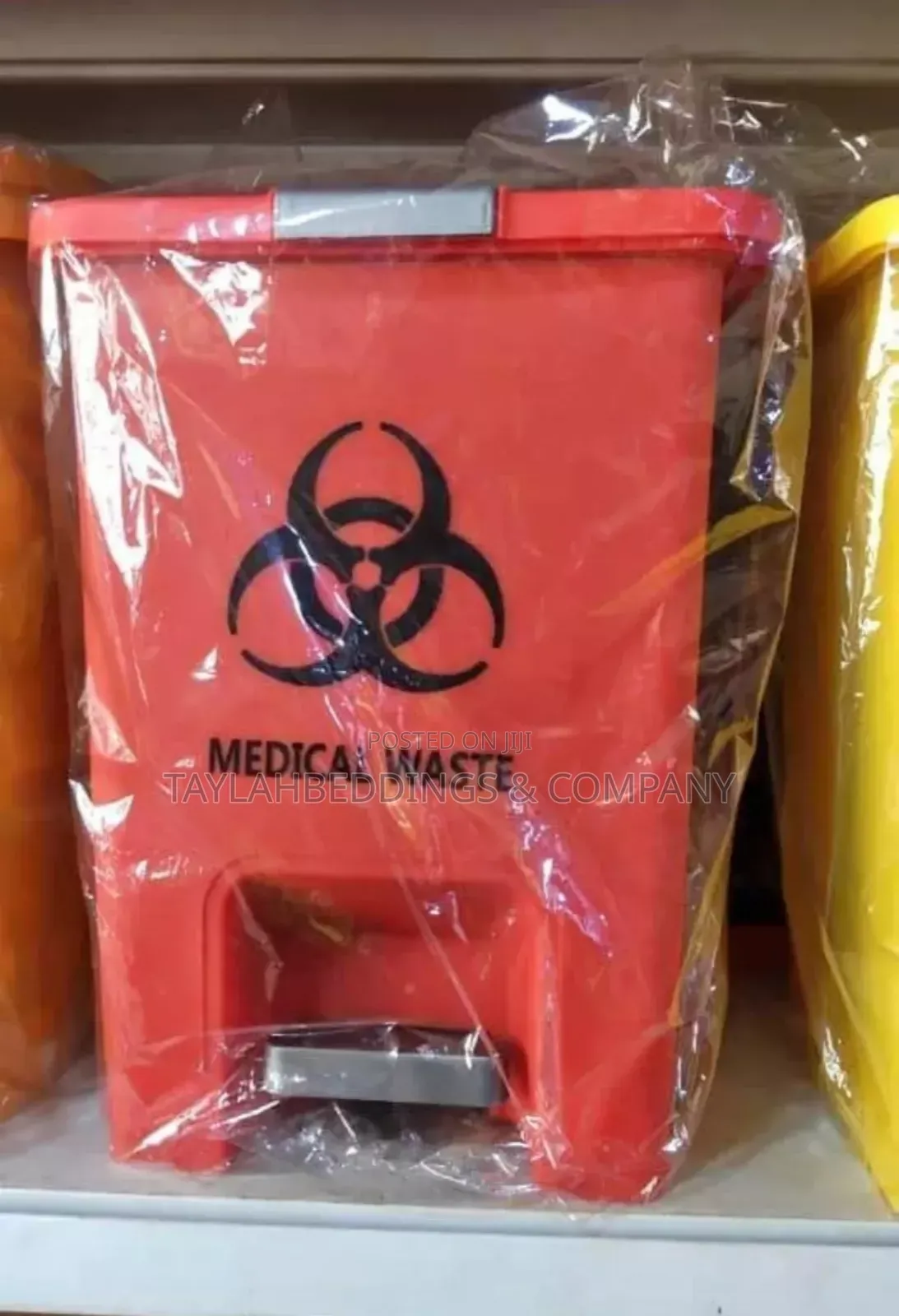 Foot Pedal Plastic Medical Dustbin 15 Litre Red Color