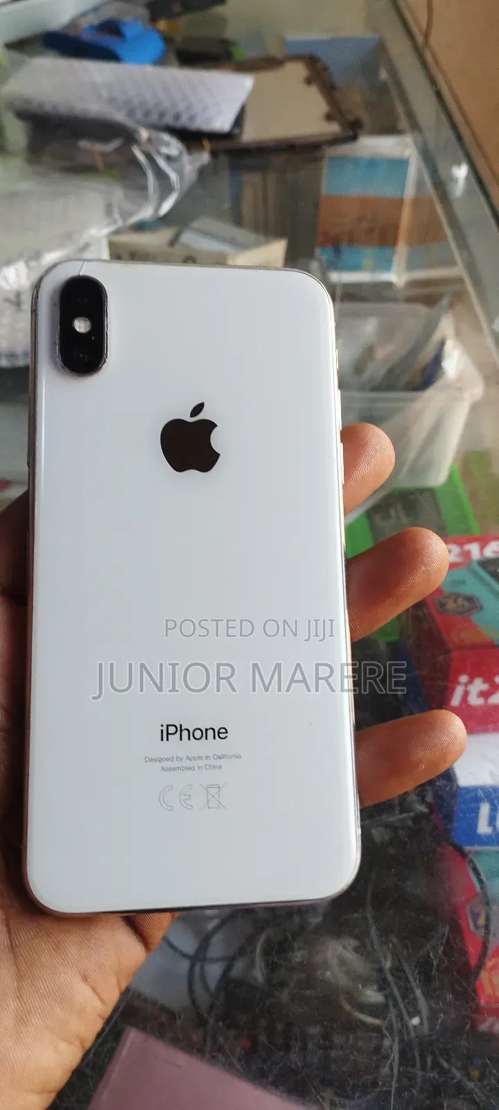 Apple iPhone X 64 GB White