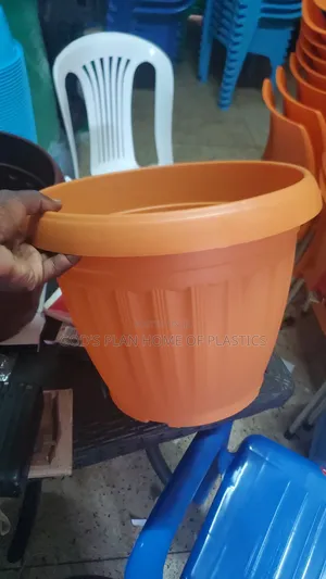 Photo - Clay Brown Large Plastic Flower Pots