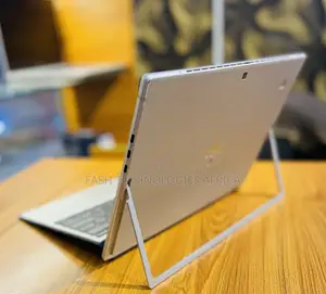 New Laptop HP Elite X2 G8 8GB Intel Core I5 SSD 256GB