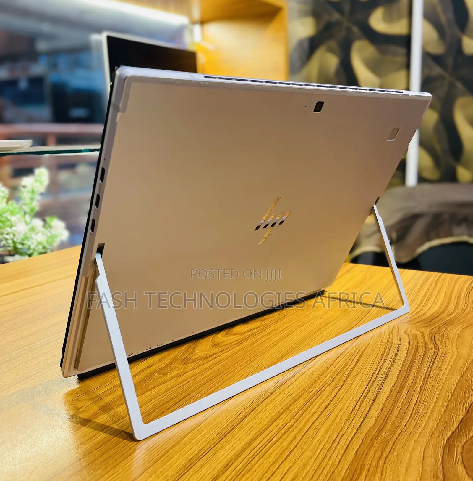 New Laptop HP Elite X2 G8 8GB Intel Core I5 SSD 256GB