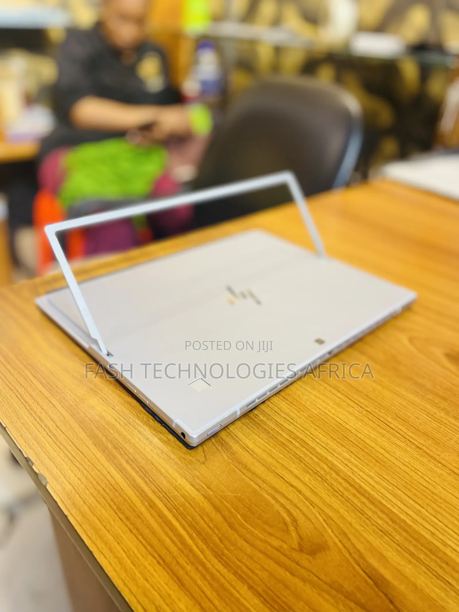 New Laptop HP Elite X2 G8 8GB Intel Core I5 SSD 256GB