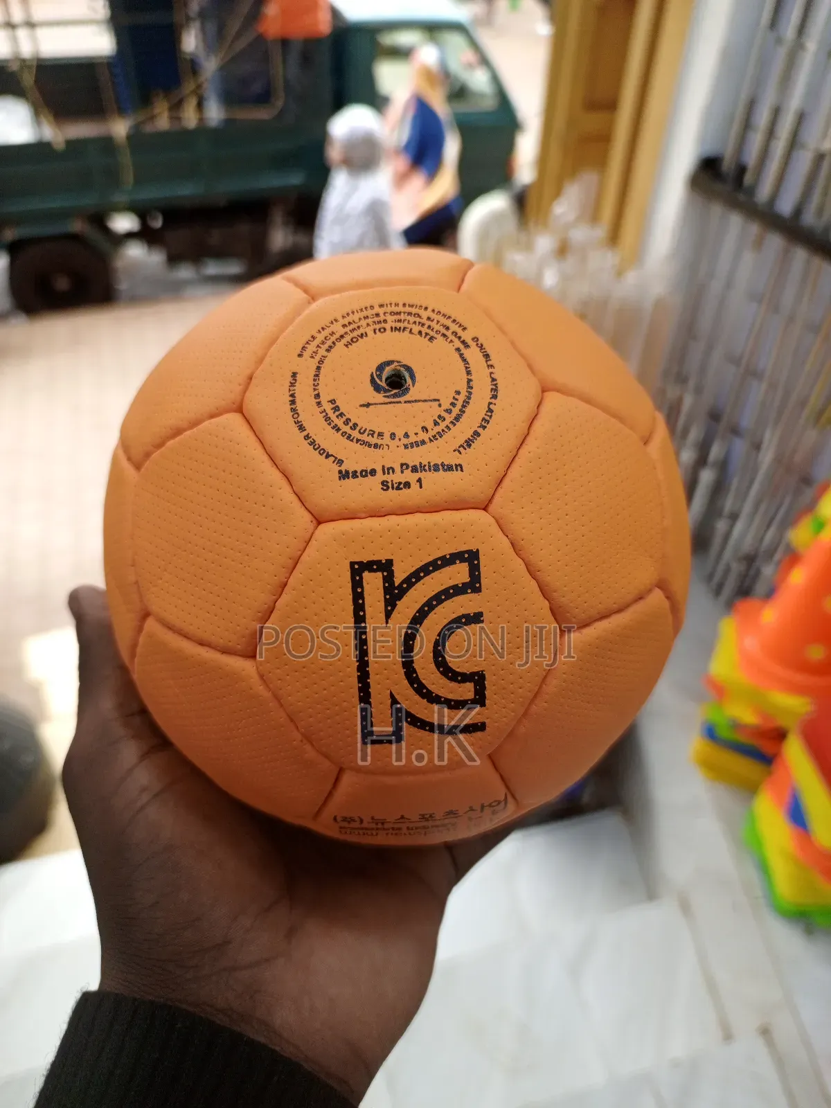 Hattrick Hb-64 Deluxe Rubber Handball, Size 1